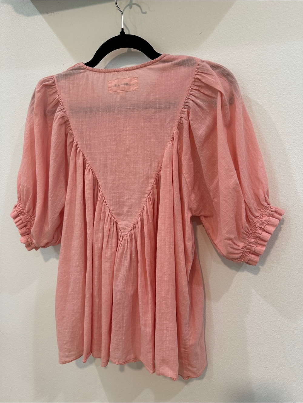 THE GREAT. Pink Ruffle Puff-Sleeve Blouse. Boho. Cottage Core. Coastal Cowgirl. - Picture 11 of 12